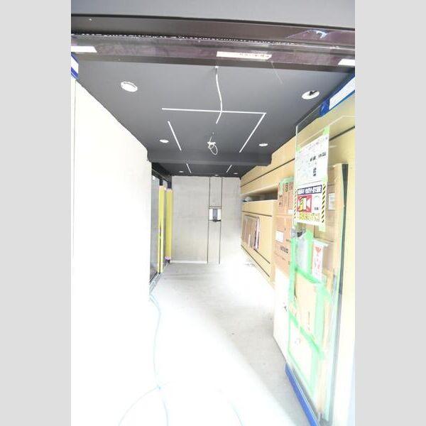 フィンガークロス