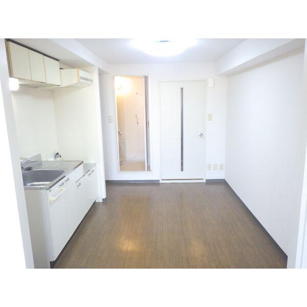 クリスタルヒルズ