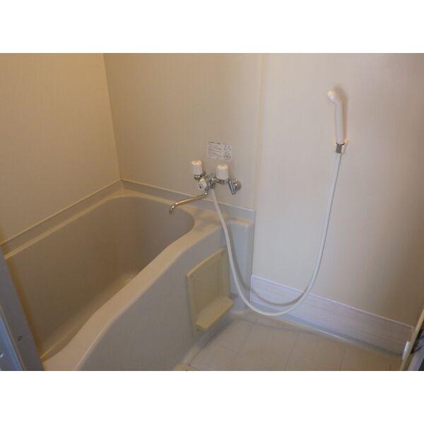 クリスタルヒルズ