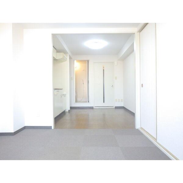 クリスタルヒルズ