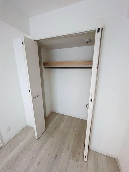 札幌市豊平区月寒西三条9丁目のマンション(収納)