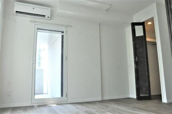 札幌市中央区南六条西24丁目のマンション(リビング)