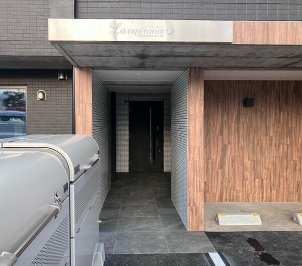札幌市豊平区美園二条1丁目のマンション(エントランス)