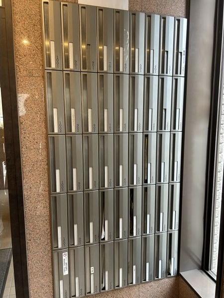 札幌市北区北十条西3丁目のマンション(エントランス)