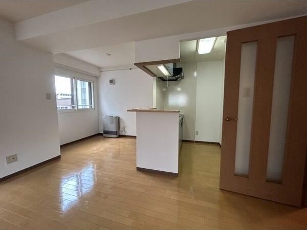 札幌市北区北十条西3丁目のマンション(リビング)