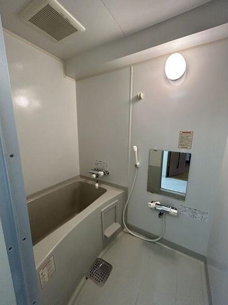 札幌市北区北十条西3丁目のマンション(バス)