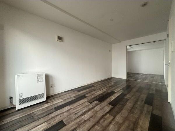 札幌市中央区南十二条西10丁目のマンション(リビング)