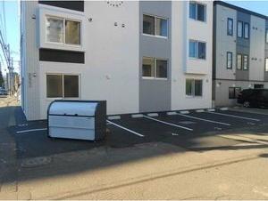 札幌市西区琴似三条5丁目のマンション(駐車場)