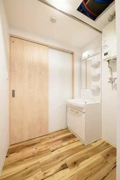 札幌市北区北二十一条西5丁目のマンション(洗面台・洗面所)