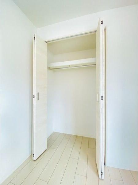 札幌市中央区南十二条西12丁目のマンション(収納)