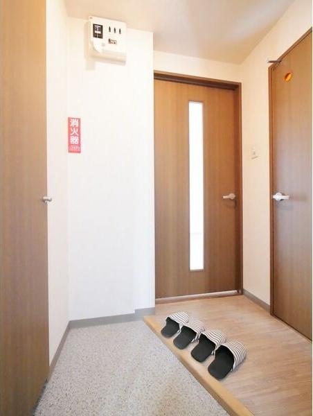 札幌市豊平区美園八条2丁目のマンション(玄関)