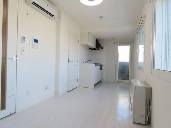 札幌市白石区菊水六条1丁目のマンション(リビング)