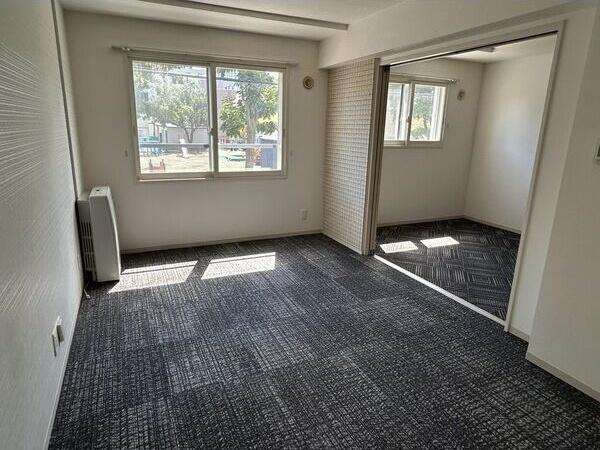 札幌市東区北十二条東２丁目のマンション