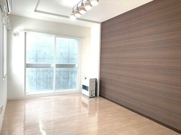 札幌市北区北十三条西3丁目のマンション(リビング)