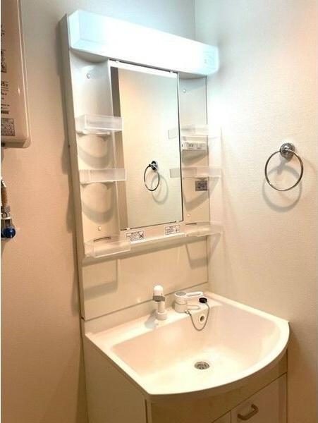 札幌市北区北十三条西3丁目のマンション(洗面台・洗面所)