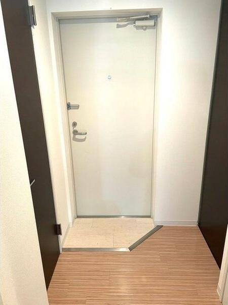 札幌市北区北十三条西3丁目のマンション(玄関)