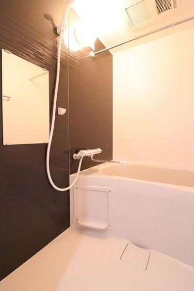 札幌市白石区東札幌四条4丁目のマンション(バス)