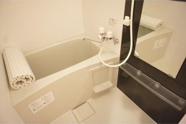 札幌市東区北二十条東14丁目のマンション(バス)