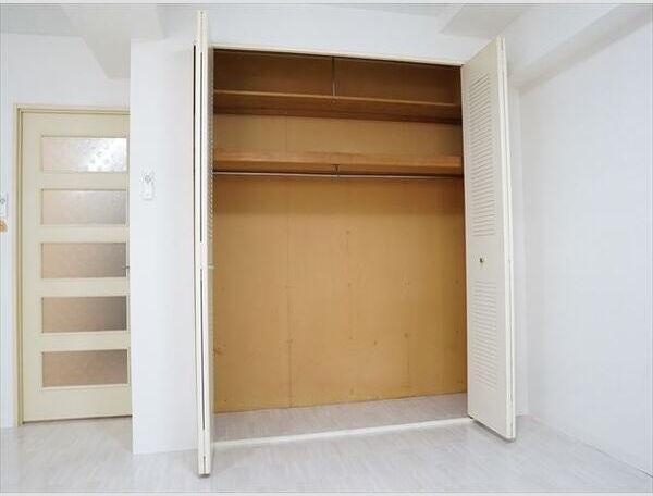 札幌市中央区南九条西6丁目のマンション(収納)