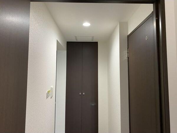 札幌市東区北二十四条東13丁目のマンション(玄関)