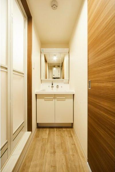 札幌市中央区北七条西21丁目のマンション(洗面台・洗面所)