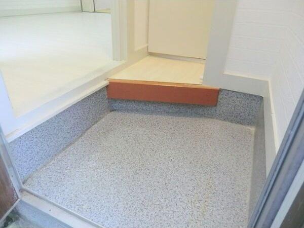 札幌市豊平区中の島二条５丁目のアパート