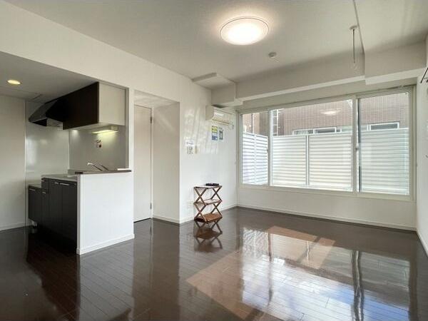 札幌市中央区南六条西13丁目のマンション(リビング)