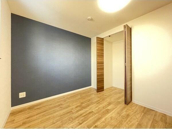 札幌市東区北二十六条東18丁目のマンション(収納)