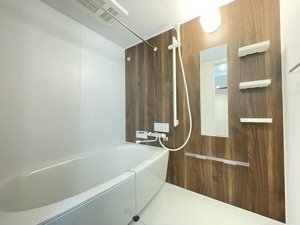 札幌市東区北二十六条東18丁目のマンション(バス)