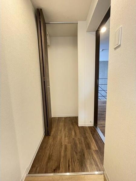 札幌市東区北二十六条東18丁目のマンション(玄関)