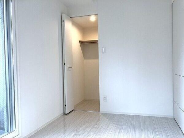 札幌市西区発寒四条4丁目のマンション(収納)