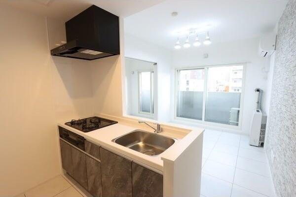 札幌市北区北十六条西3丁目のマンション(キッチン)