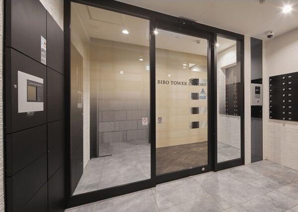 札幌市北区北二十二条西4丁目のマンション(エントランス)