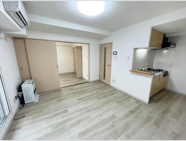 札幌市中央区北五条西16丁目のマンション(リビング)