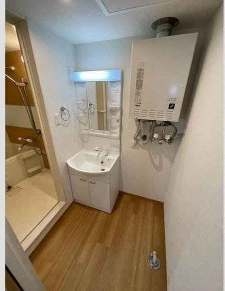 札幌市白石区南郷通14丁目北のマンション(洗面台・洗面所)