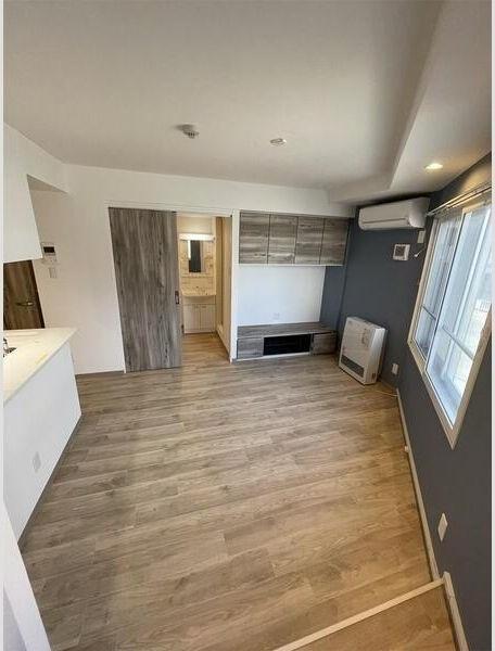 札幌市東区北三十三条東12丁目のマンション(リビング)