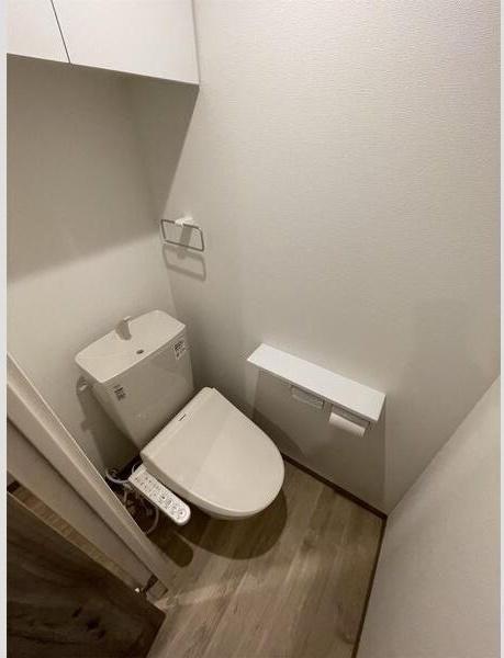 札幌市東区北三十三条東12丁目のマンション(トイレ)