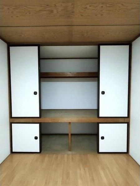 札幌市豊平区平岸四条2丁目のマンション(収納)