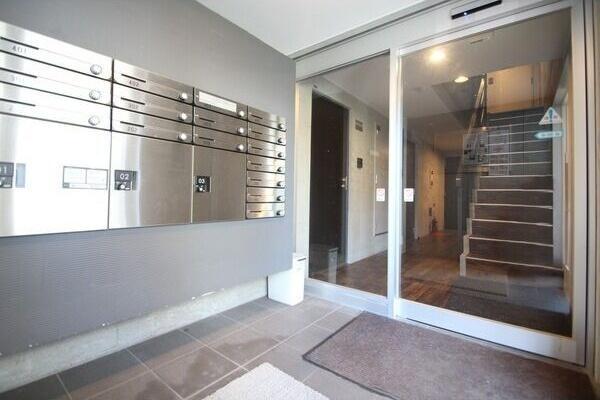 札幌市西区二十四軒三条5丁目のマンション(エントランス)