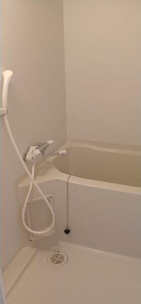 札幌市白石区南郷通21丁目南のマンション(バス)