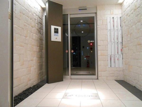 札幌市西区琴似三条5丁目のマンション(エントランス)