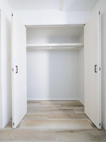 札幌市中央区北二条東12丁目のマンション(収納)