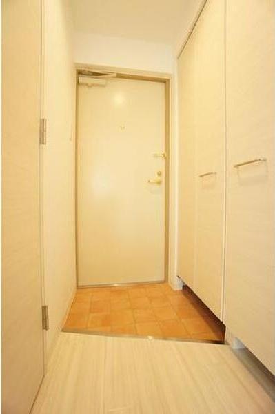 札幌市北区北十四条西1丁目のマンション(玄関)