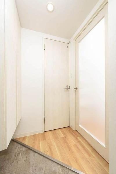 札幌市東区北十四条東1丁目のマンション(玄関)