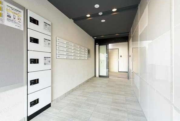 札幌市東区北十四条東1丁目のマンション(エントランス)