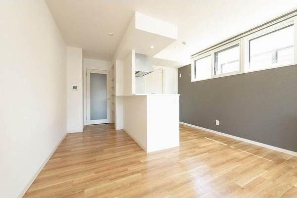 札幌市東区北十四条東1丁目のマンション(リビング)