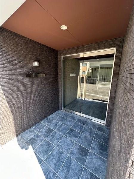 札幌市北区麻生町2丁目のマンション(エントランス)