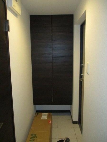 札幌市北区麻生町2丁目のマンション(玄関)