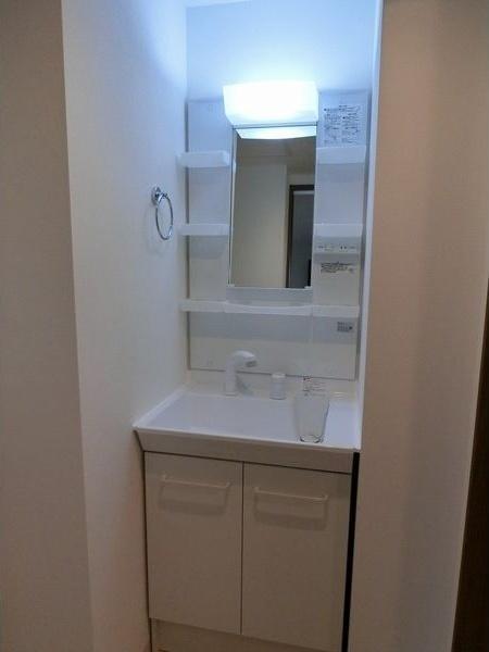 札幌市中央区北五条西13丁目のマンション(洗面台・洗面所)