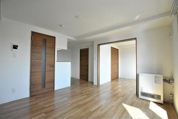 札幌市豊平区平岸四条9丁目のマンション(リビング)